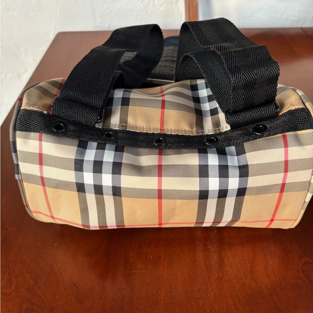 Authentic Burberry Nova Check Golf Backpack -‎ EUC